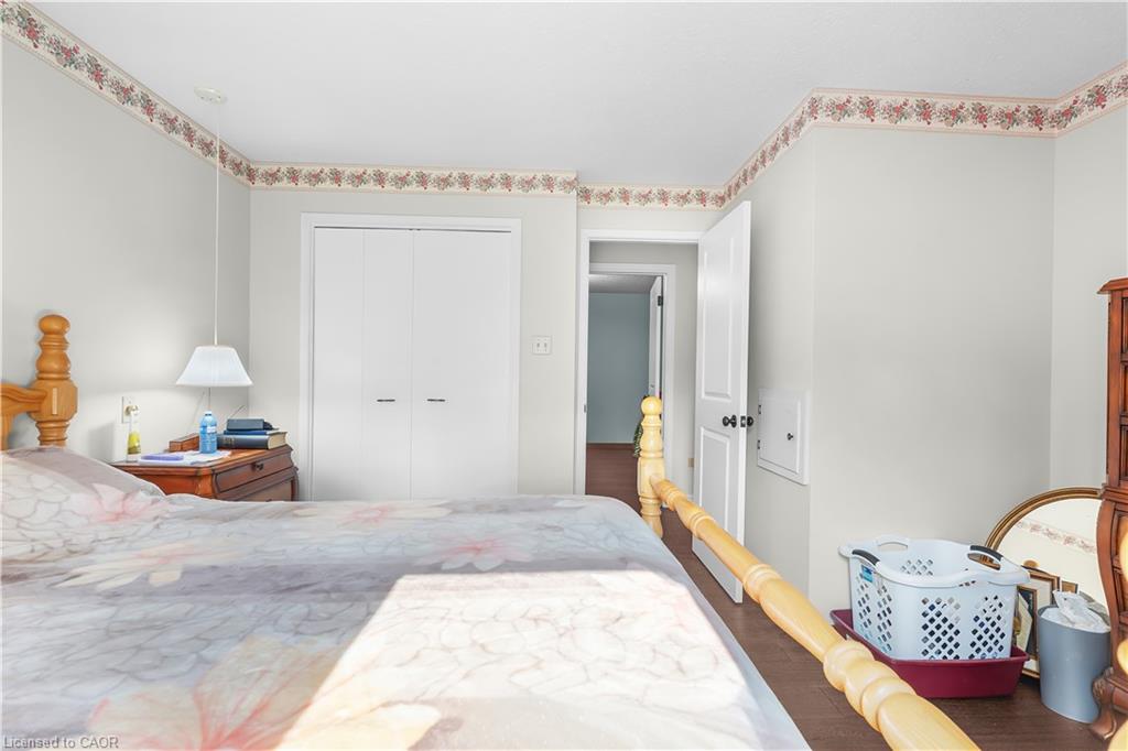 1645 King Street N Property Photo 20
