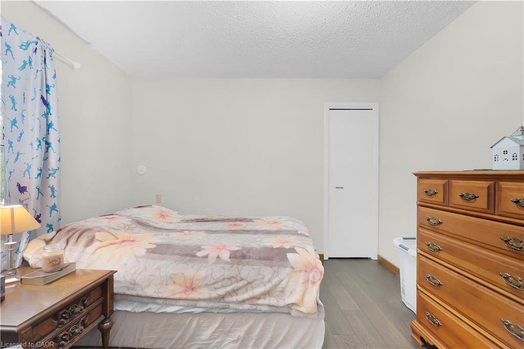1645 King Street N Property Photo 21