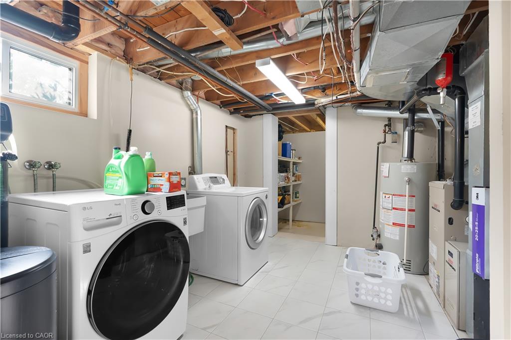 1645 King Street N Property Photo 34