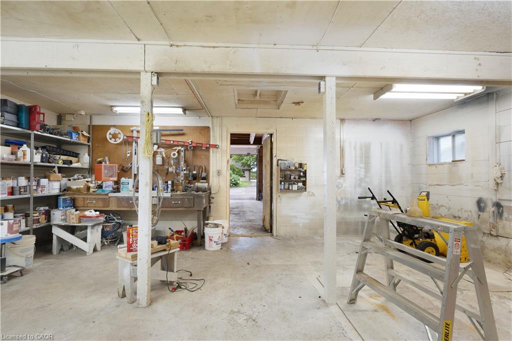 1645 King Street N Property Photo 47