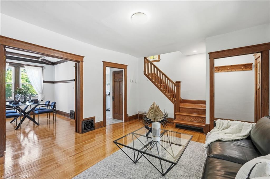 37 Maplewood Avenue Property Photo 6