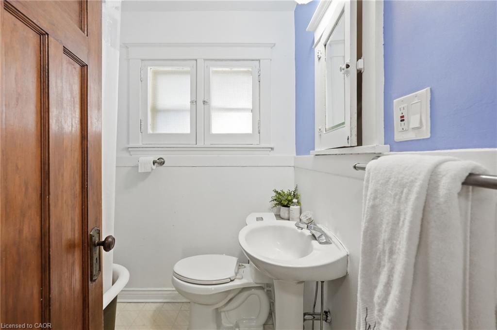 37 Maplewood Avenue Property Photo 13
