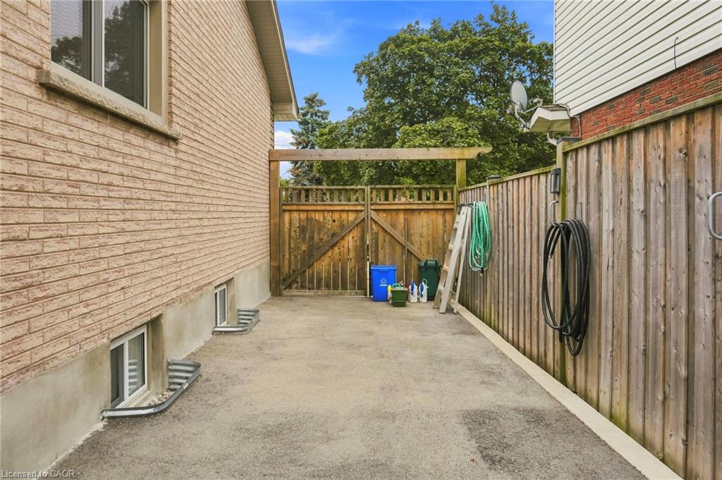 1008 Garth Street Property Photo 41