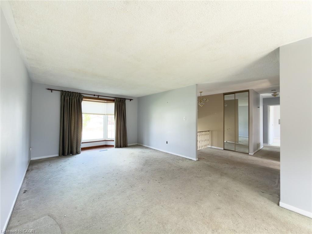 98 Cobblehill Road Property Photo 25
