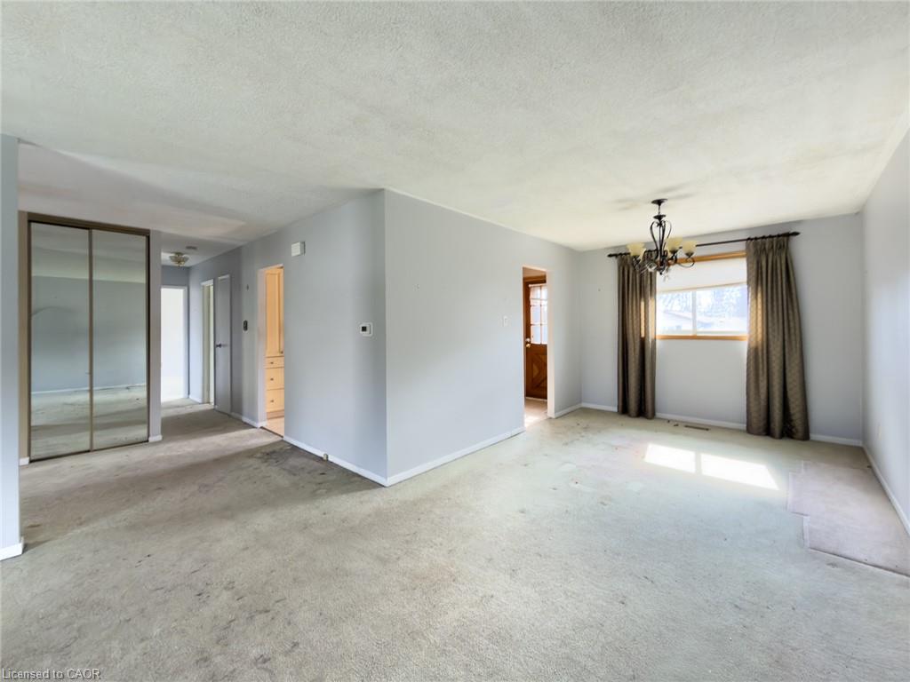 98 Cobblehill Road Property Photo 26