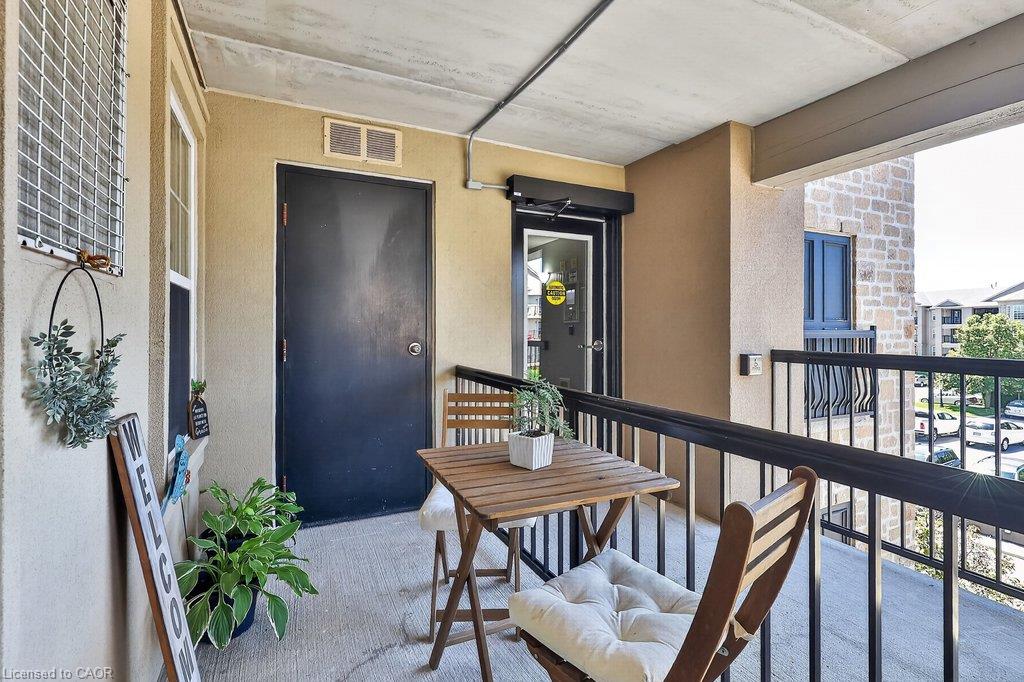 306-2065 Appleby Line Property Photo 23