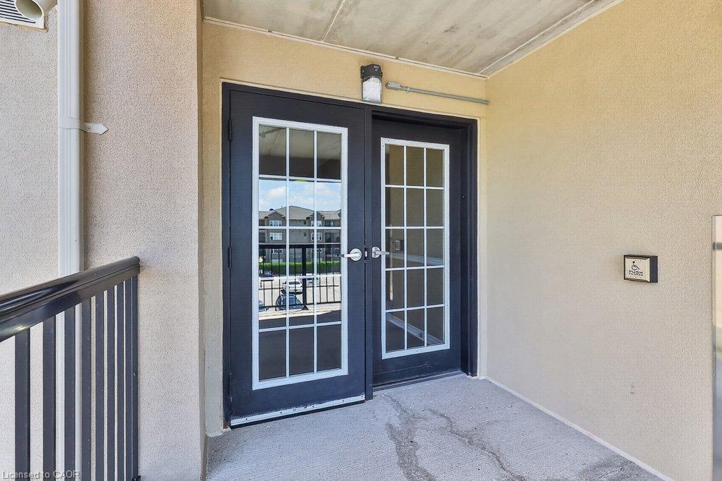 306-2065 Appleby Line Property Photo 24
