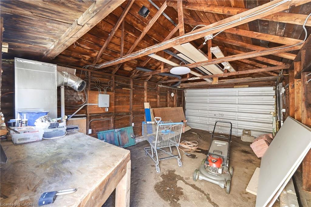 968 Main Street E Property Photo 36