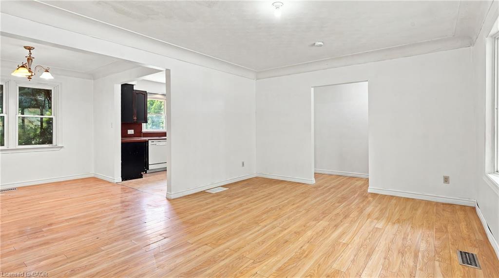 524 Dorval Drive Property Photo 9