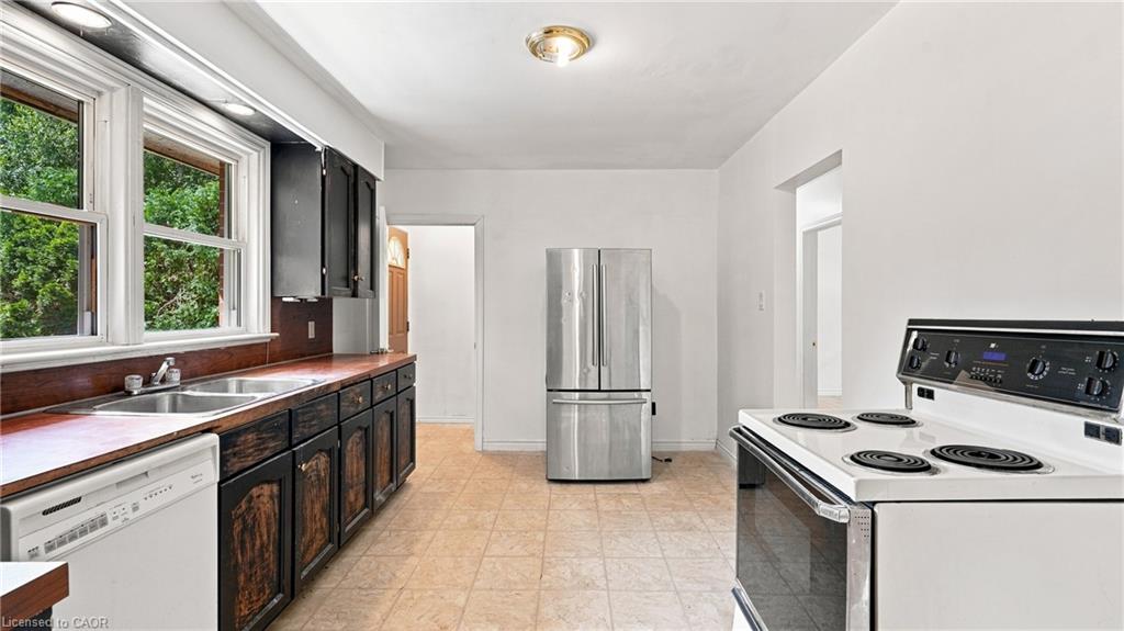 524 Dorval Drive Property Photo 13