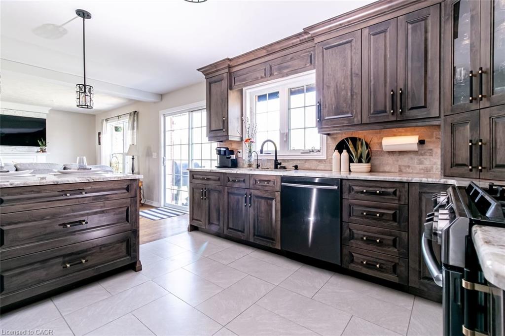 32a Haldimand Trail Property Photo 18