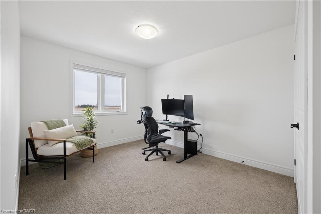 10 Sparrow Crescent Property Photo 30