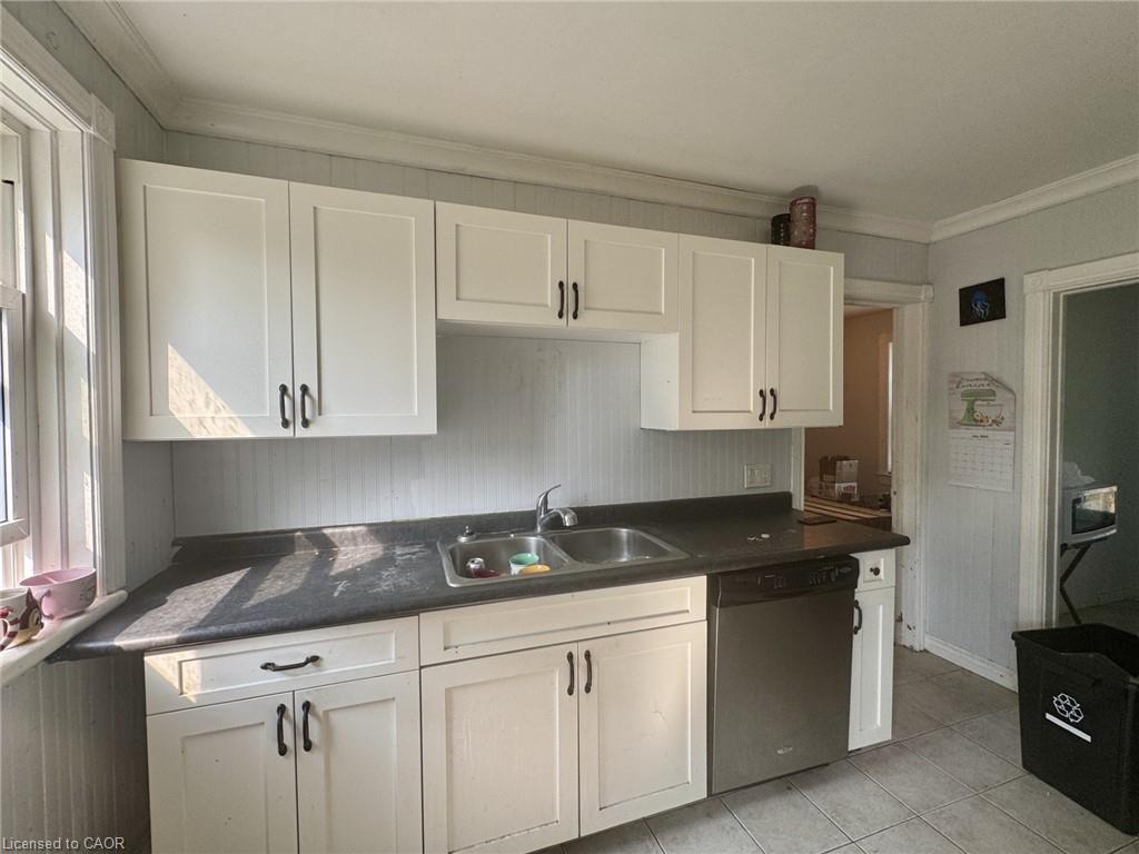 54 Ellis Street Property Photo 8