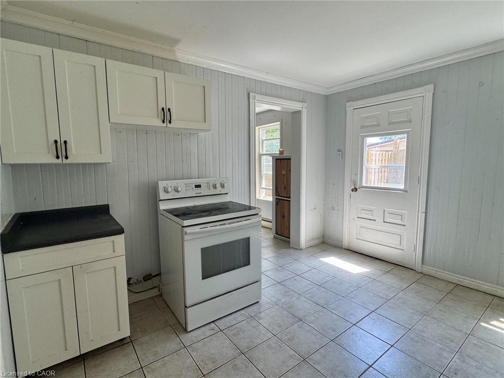 54 Ellis Street Property Photo 10