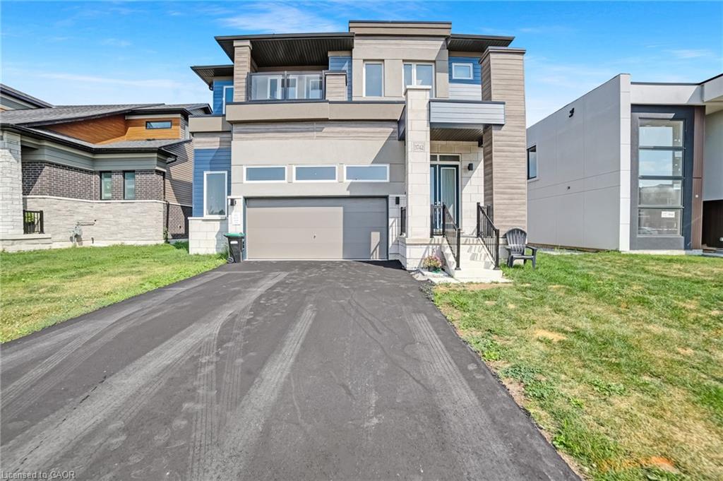 3742 Sunbank Crescent Property Photo 1
