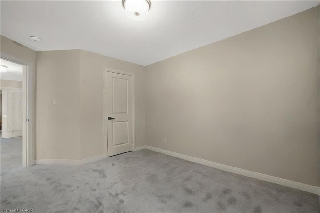 3742 Sunbank Crescent Property Photo 20