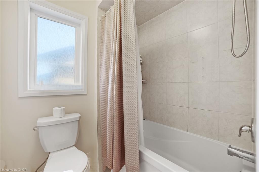 3742 Sunbank Crescent Property Photo 23