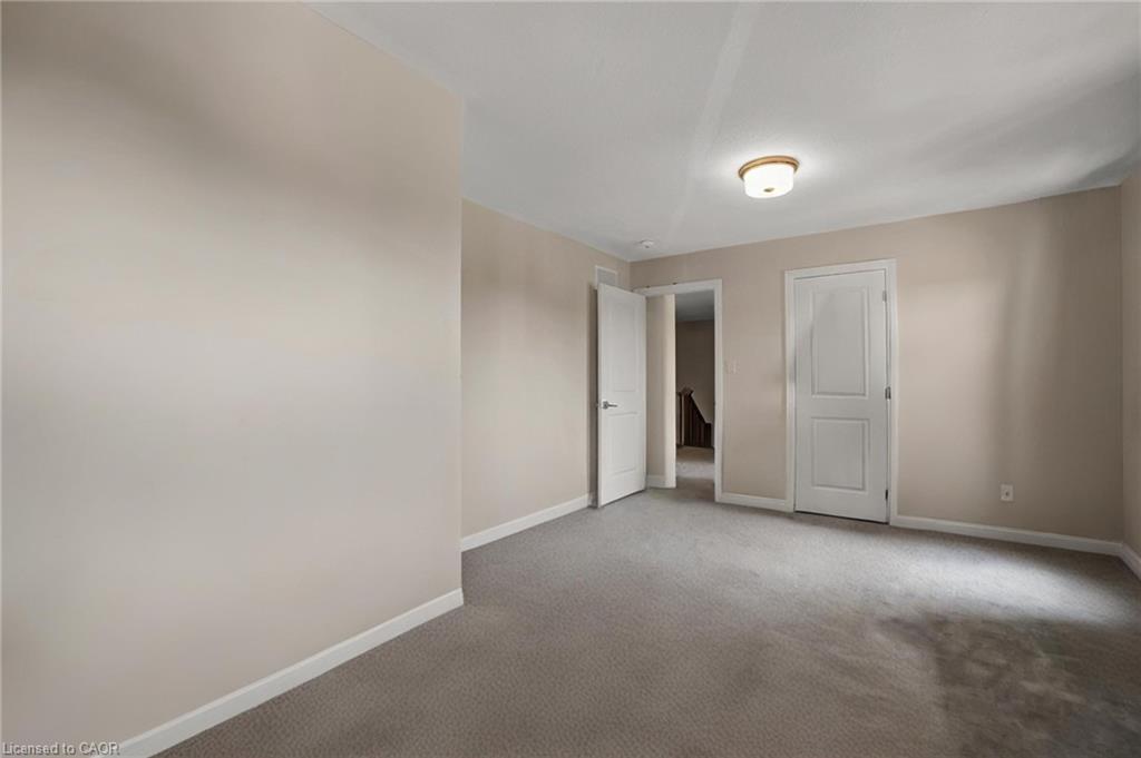 3742 Sunbank Crescent Property Photo 28