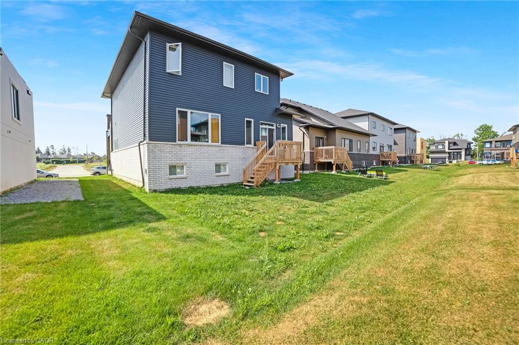 3742 Sunbank Crescent Property Photo 39