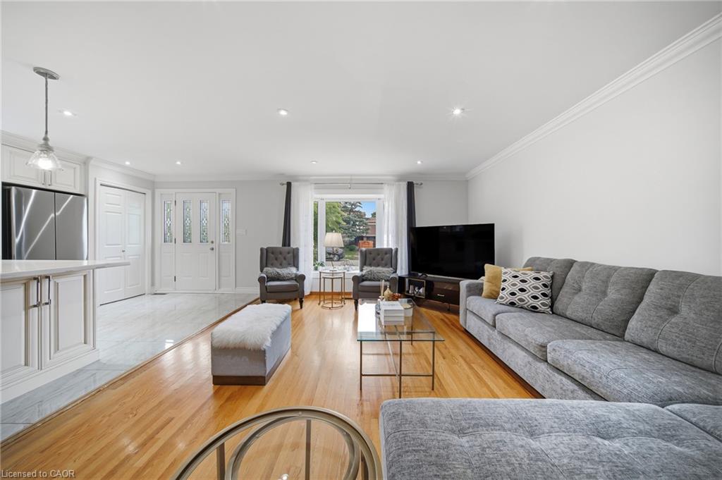 6346 Neuchatel Road Property Photo 10