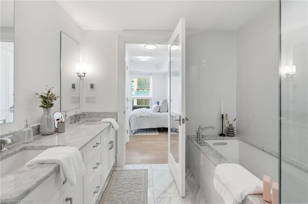 310-2060 Lakeshore Road Property Photo 25