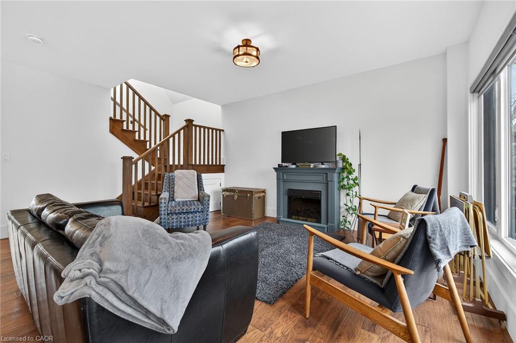 1300 River Road Property Photo 20