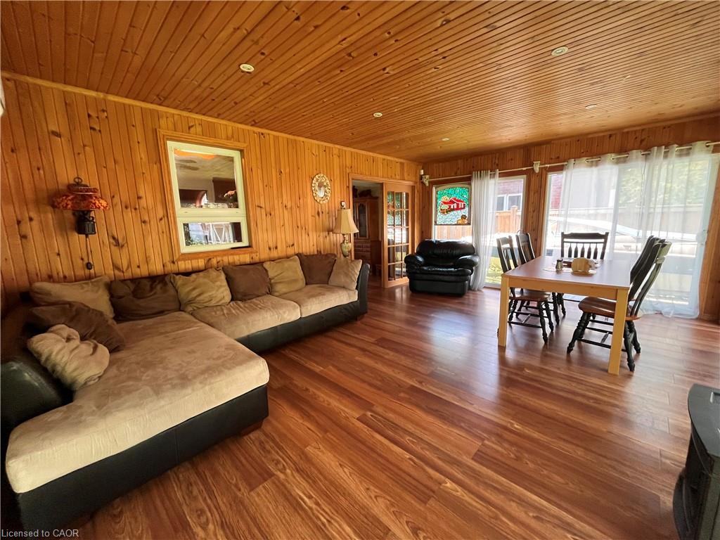 23 Lakeview Line Property Photo 27