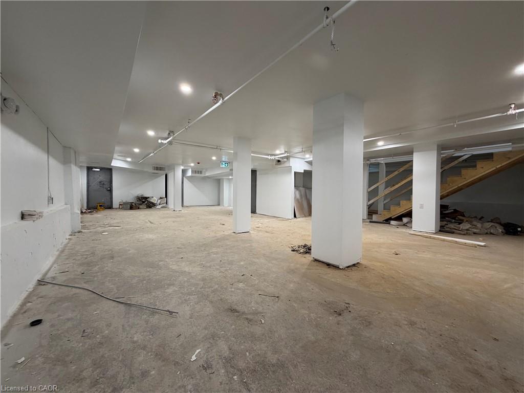 271 King Street E Property Photo 6