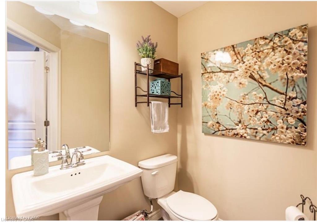10 Egleston Lane Property Photo 14
