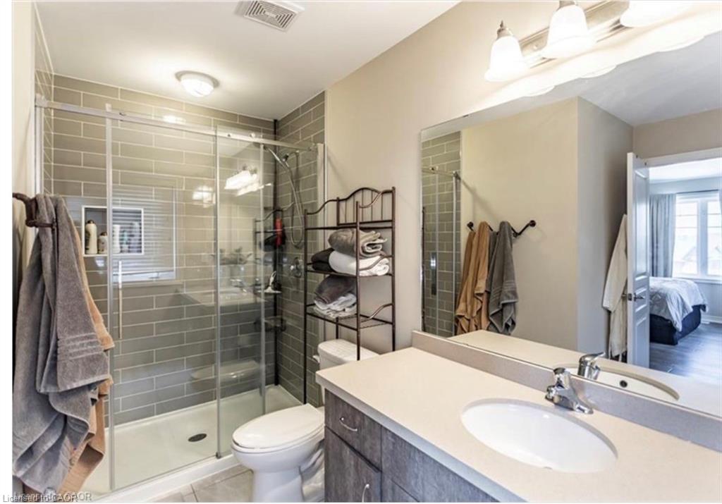 10 Egleston Lane Property Photo 20