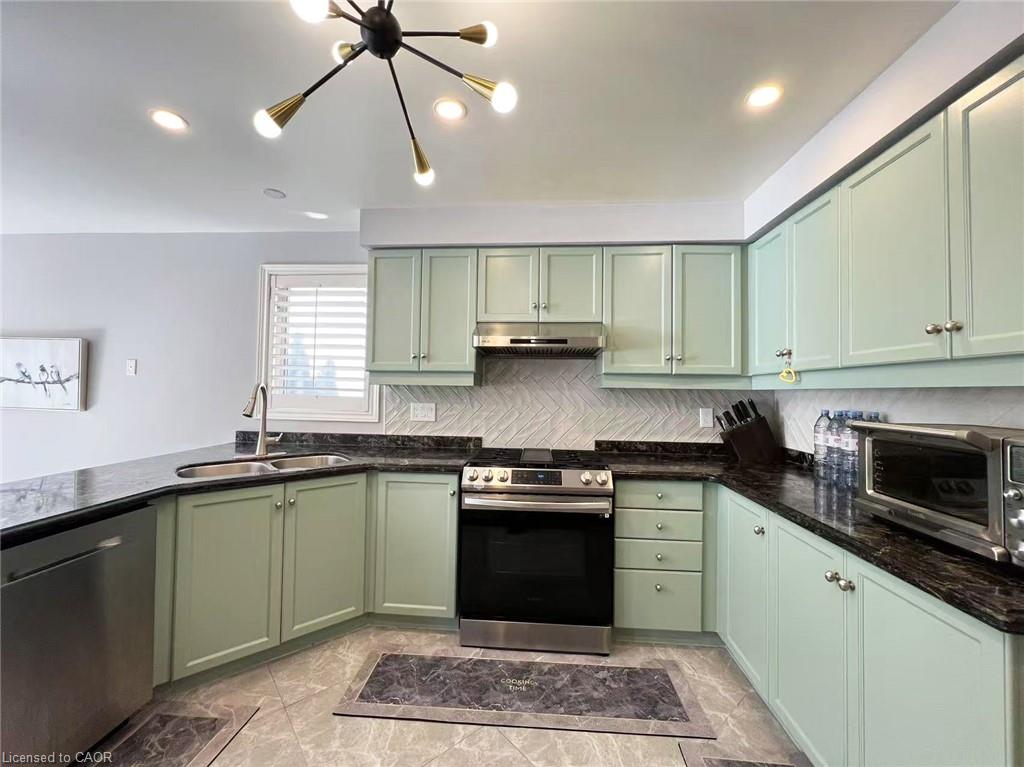 7 Tandem Court Property Photo 9