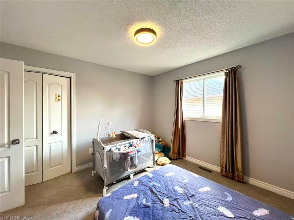 7 Tandem Court Property Photo 28
