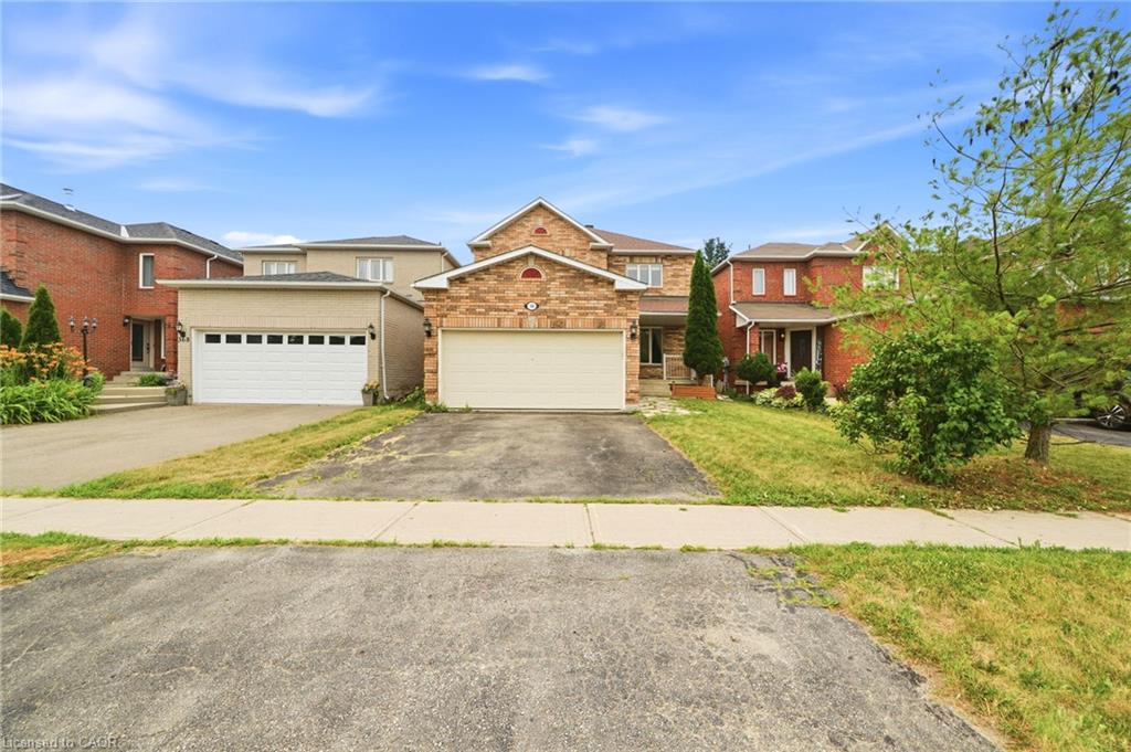 366 Marshall Crescent Property Photo 2