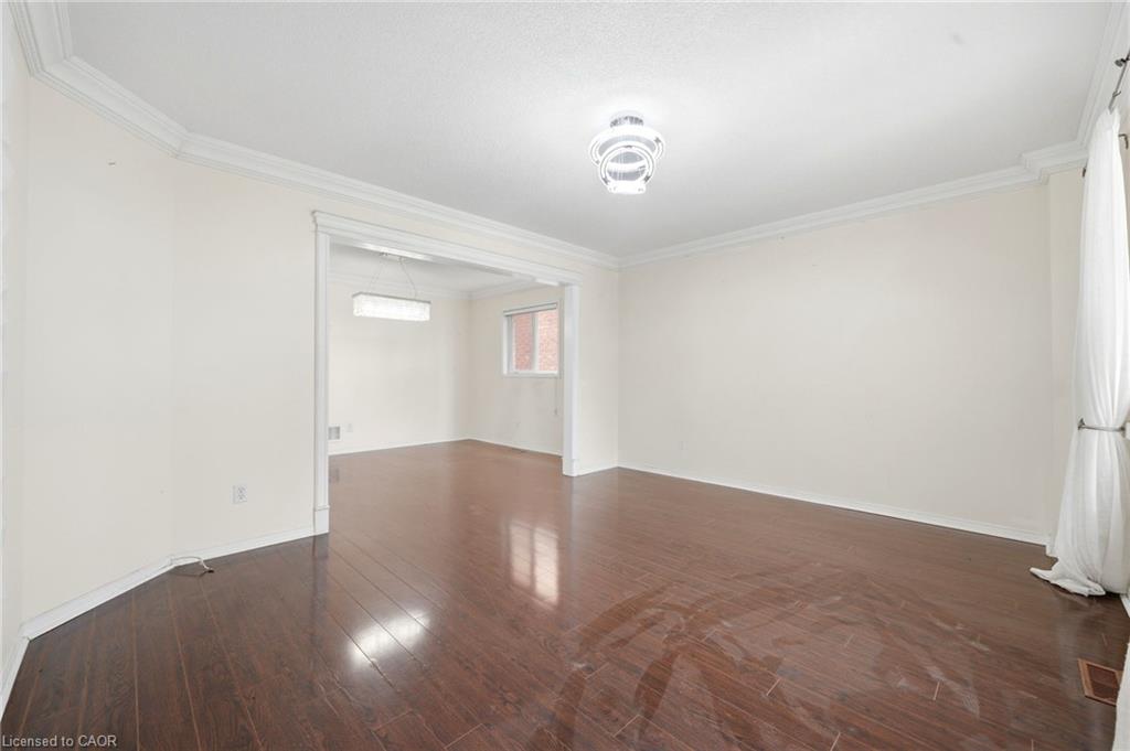366 Marshall Crescent Property Photo 9