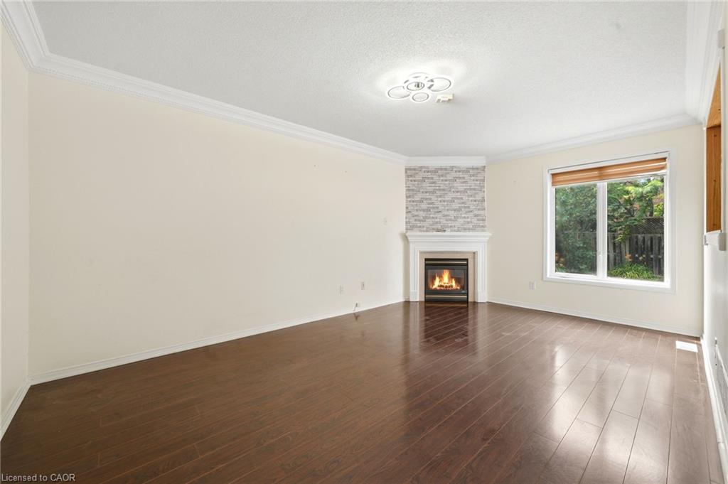 366 Marshall Crescent Property Photo 11