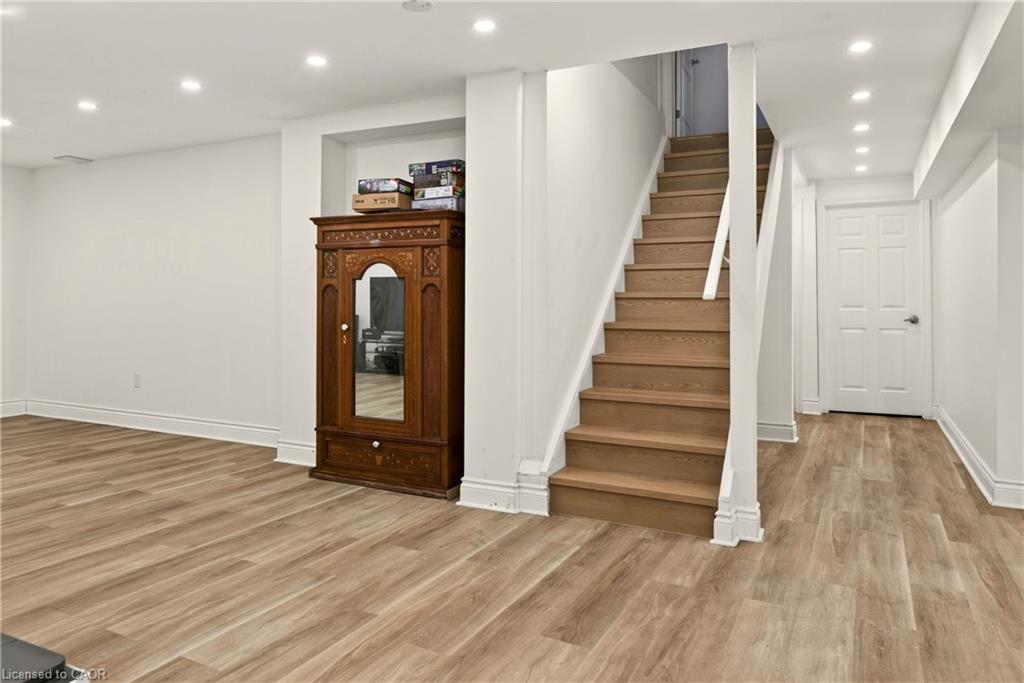 215 Burloak Drive Property Photo 39