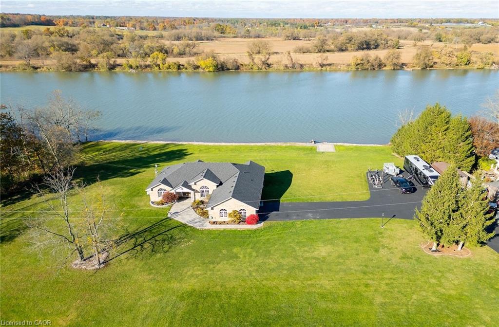 1140 River Road Property Photo 1