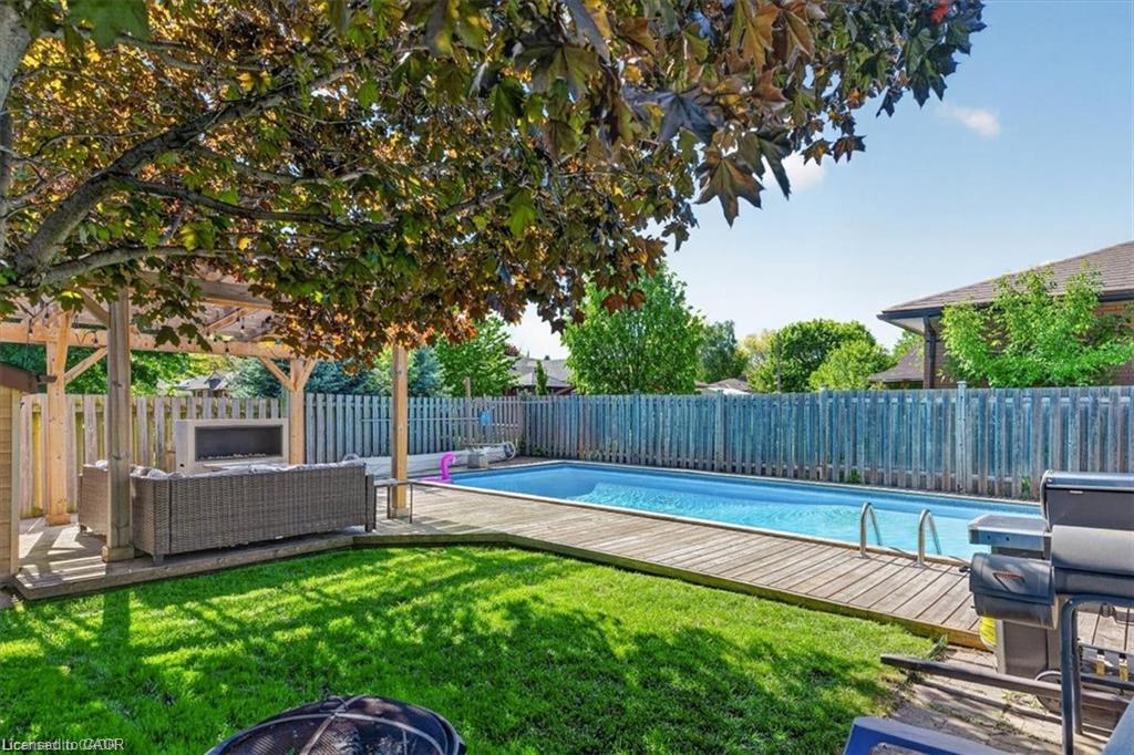 35 Weichel Street Property Photo 33