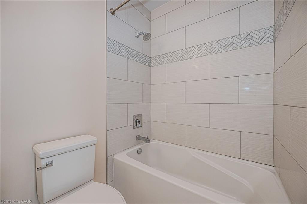 806-112 King Street E Property Photo 22