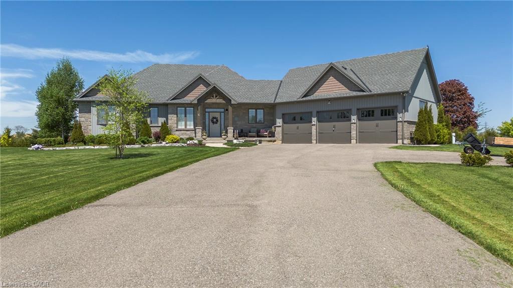 6 Macneil Court Property Photo 1
