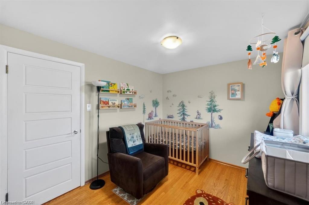 35 Weichel Street Property Photo 18