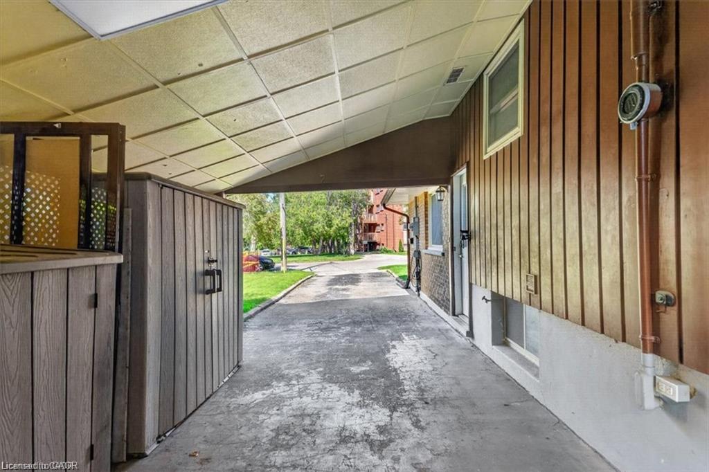 35 Weichel Street Property Photo 44