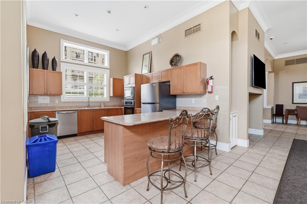 307-2035 Appleby Line Property Photo 29