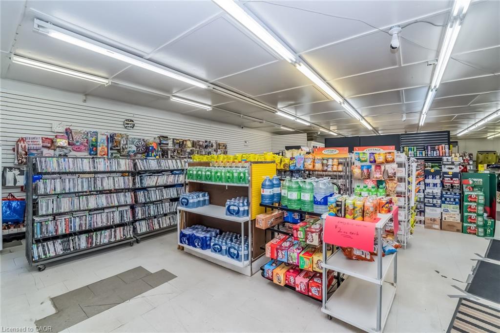 62 King Street Property Photo 11
