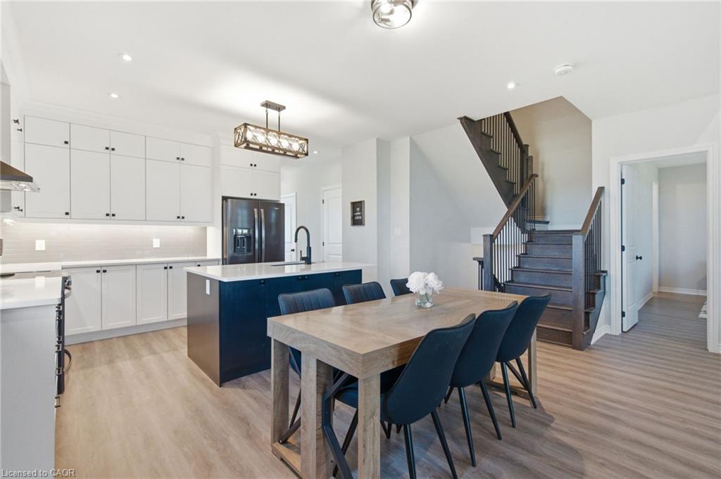 119 Midland Place Property Photo 4