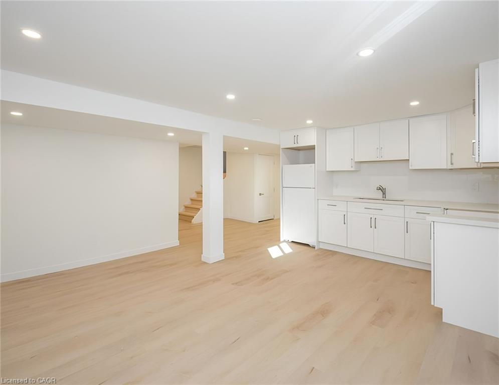 781 Ninth Avenue Property Photo 3