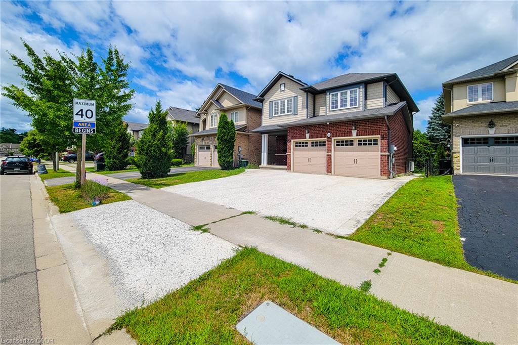 8 Secinaro Avenue Property Photo 2
