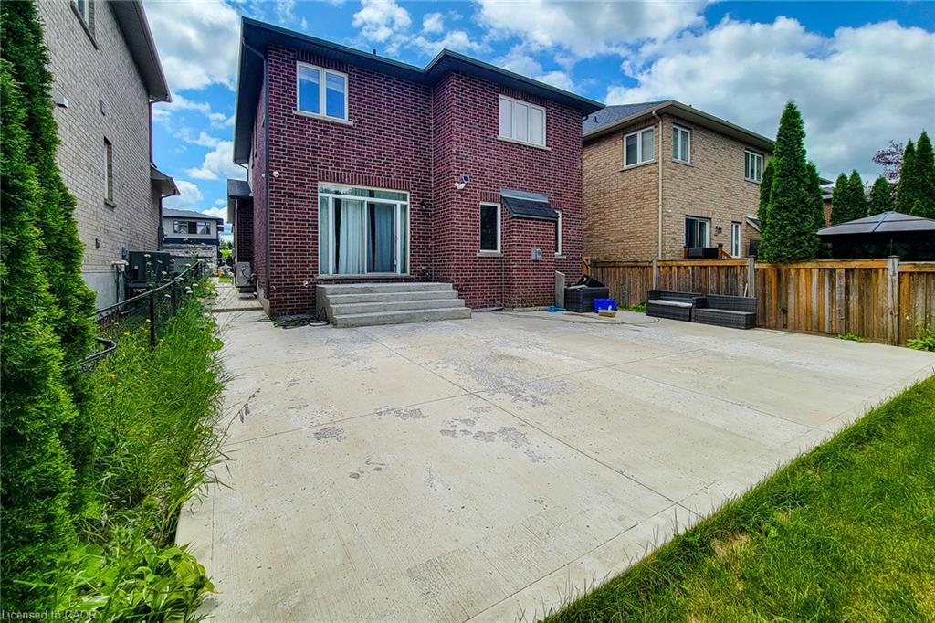 8 Secinaro Avenue Property Photo 5