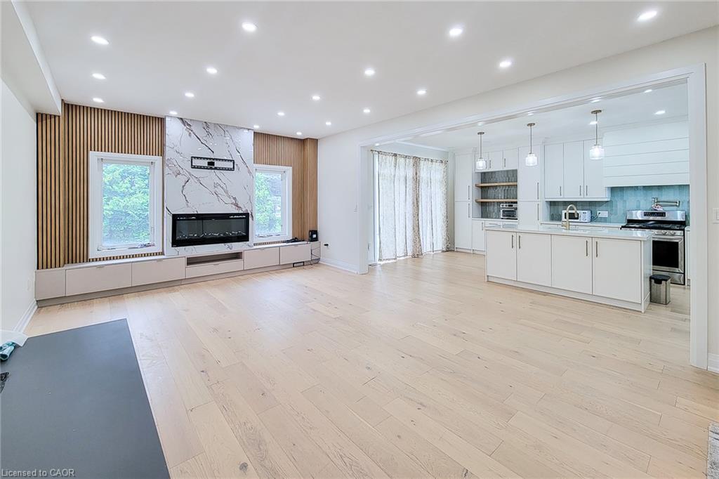 8 Secinaro Avenue Property Photo 13