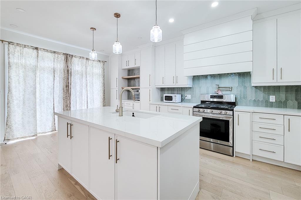 8 Secinaro Avenue Property Photo 19